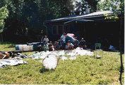 Den otevřených kluboven & stavba voru (2000 - , Ballů)